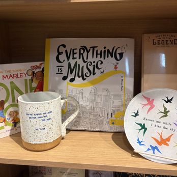 Novel - Bookstores Near Me - Fredericksburg, Virginia Novel - Bookstores Near Me - Fredericksburg, Virginia