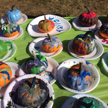 Art on the Avenue - A pumpkin painting area for the kids - Festivals Near Me - Alexandria, Virginia Art on the Avenue - A pumpkin painting area for the kids - Festivals Near Me - Alexandria, Virginia