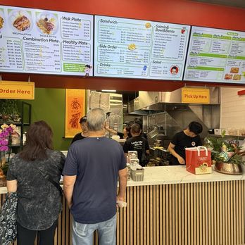 Loco Moco Drive Inn - Hawaiian Near Me - Honolulu, Hawaii