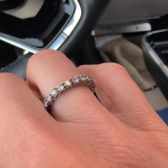 CashCo Pawn - Diamond ring set in white gold. - Pawn Shops Near Me - San Diego, California
