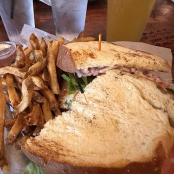 TATTOOED MOOSE JOHNS ISLAND with photos - Updated August 2024 - 590 ...