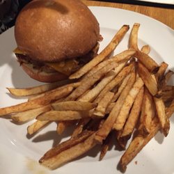 County Line Tavern - Really good Hamburg's