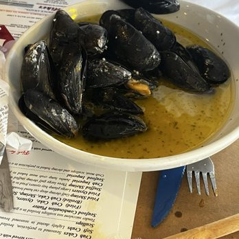 Mike's Bar & Crab House - Mussels - Seafood Near Me - Riva, Maryland