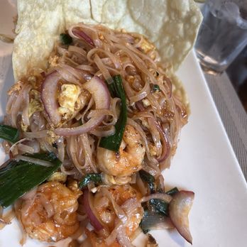 Sky Asian Cuisine - Shrimp Pad Thai - Sushi Bars Near Me - Dayton, Ohio