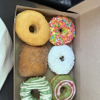 Hole in Wall by The Anchor - Donuts Near Me - Kingston, New York