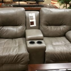 Value City Furniture