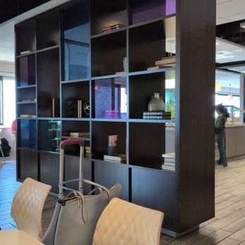 Escape Lounges - Airport Lounges Near Me - St. Paul, Minnesota Escape Lounges - Airport Lounges Near Me - St. Paul, Minnesota