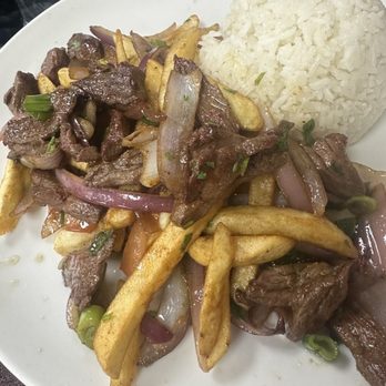 Aji Verde - Lomo Saltado - Peruvian Near Me - Paramount, California Aji Verde - Lomo Saltado - Peruvian Near Me - Paramount, California
