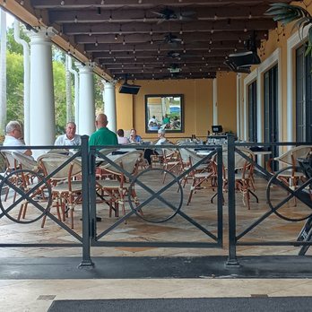 Brio Italian Grille - Outside dining area - Italian Near Me - Plantation, Florida Brio Italian Grille - Outside dining area - Italian Near Me - Plantation, Florida
