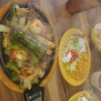 Rio Grande Restaurant - Texas Fajitas 6/15/2025 - Seafood Near Me - LaGrange, Georgia