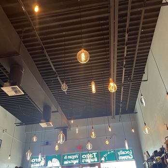 Moku Roots - Vegan Near Me - Kula, Hawaii