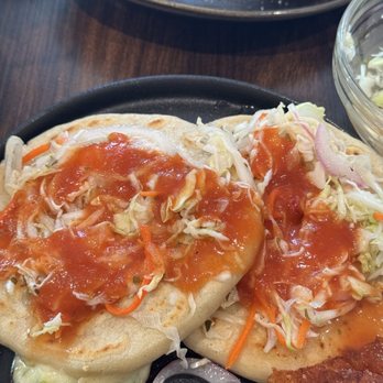 Comalito - Pupusas de calabaza - Comfort Food Near Me - Redwood City, California Comalito - Pupusas de calabaza - Comfort Food Near Me - Redwood City, California