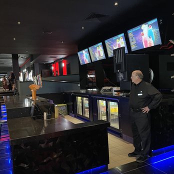 Regal Dania Pointe - The bar - Cinema Near Me - Dania Beach, Florida Regal Dania Pointe - The bar - Cinema Near Me - Dania Beach, Florida