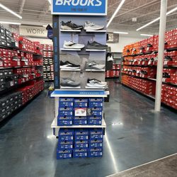 Shoe Station