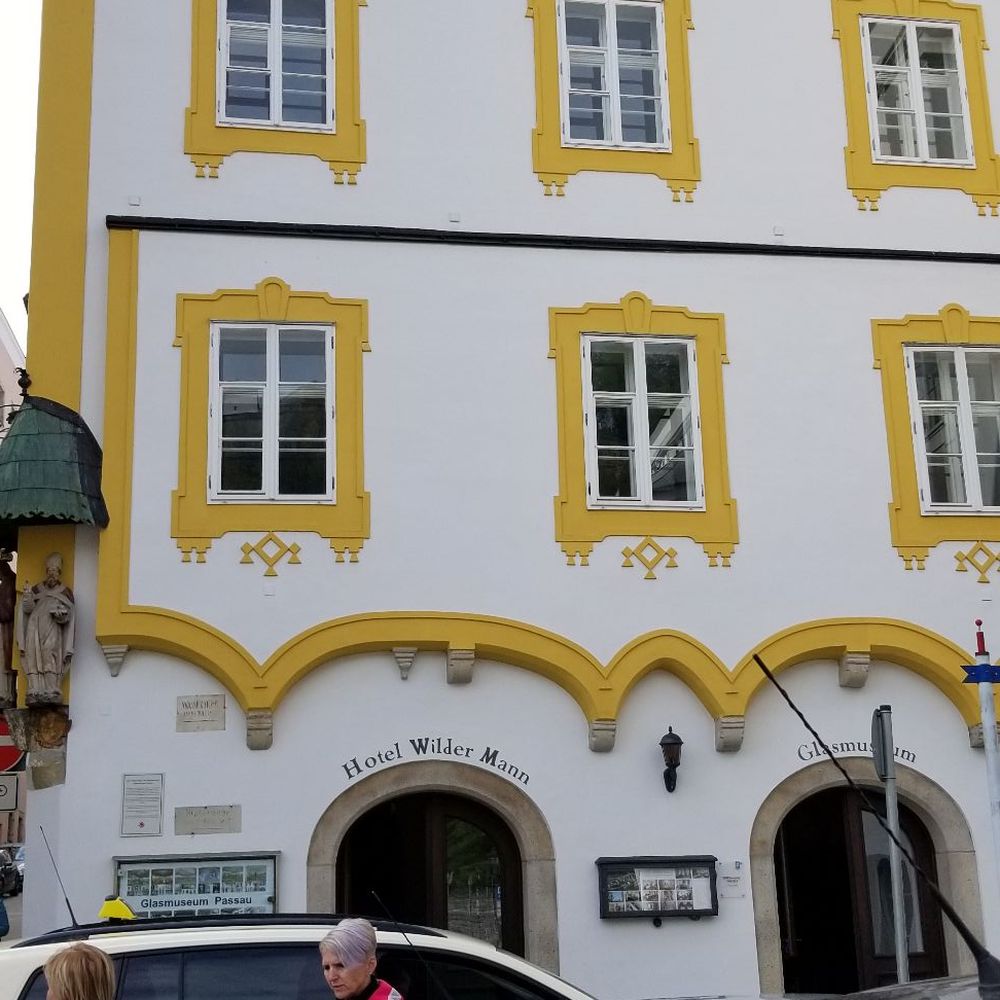 Passau - Arts & Entertainment Near Me