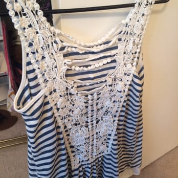 Rare Bloom - Back of cute top. - Women's Clothing Near Me - San Diego, California