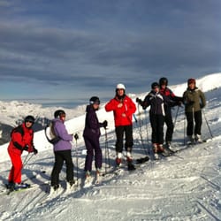Station de Ski Alpe d'Huez - Like a row of dominoes.....