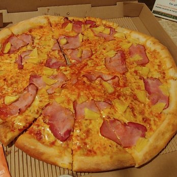 Pagliacci Pizza - Hawaiian! - Pizza Near Me - Edmonds, Washington Pagliacci Pizza - Hawaiian! - Pizza Near Me - Edmonds, Washington