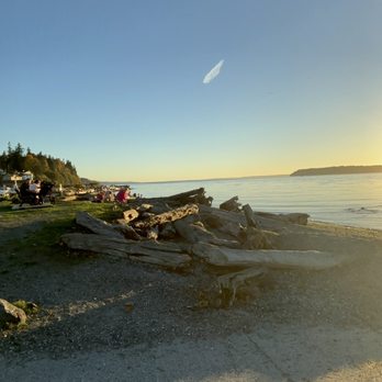 Mukilteo Light Station and Lighthouse Park - Parks Near Me - Mukilteo, Washington