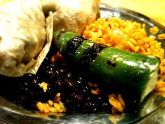 Bueno Y Sano by null