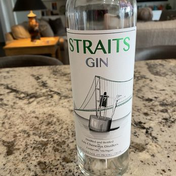 Les Cheneaux Distillers - Straits Gin - Distilleries Near Me - Cedarville, Michigan