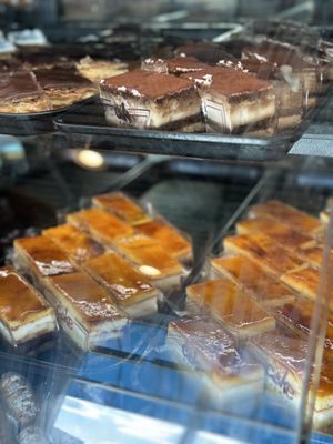 Party Cake Bakery by null