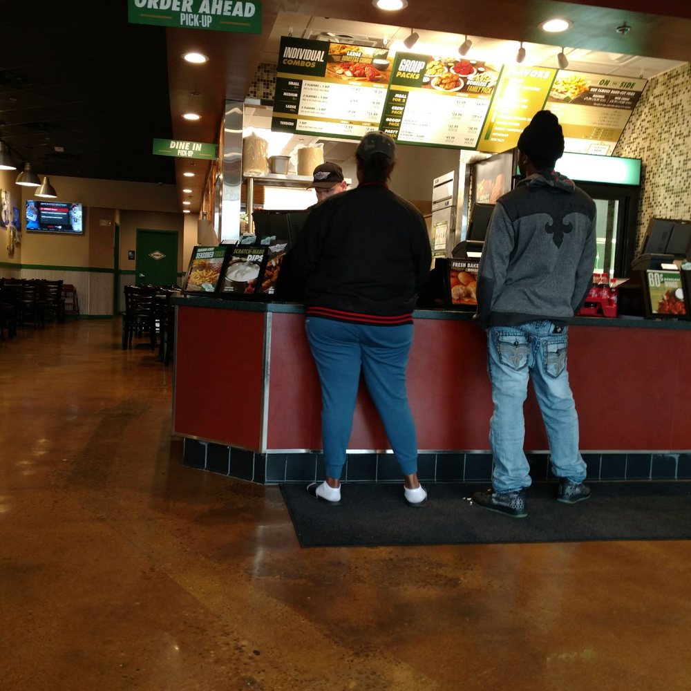 Wingstop - Chicken Wings Near Me - Dayton, Ohio