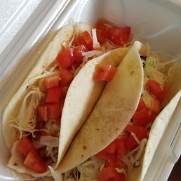 Shrimp tacos! Quite good. Plenty of shrimp and ripe tomatoes! Shrimp tacos! Quite good. Plenty of shrimp and ripe tomatoes!