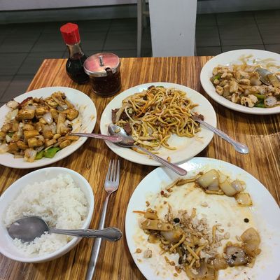 Henry's Hunan Restaurant by null