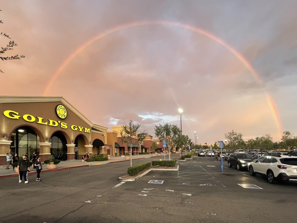 GOLD’S GYM Updated October 2024 210 Photos & 702 Reviews 1973 W