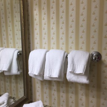 Hershey Lodge - Hershey kiss bathroom wallpaper - Hotels Near Me - Hershey, Pennsylvania Hershey Lodge - Hershey kiss bathroom wallpaper - Hotels Near Me - Hershey, Pennsylvania