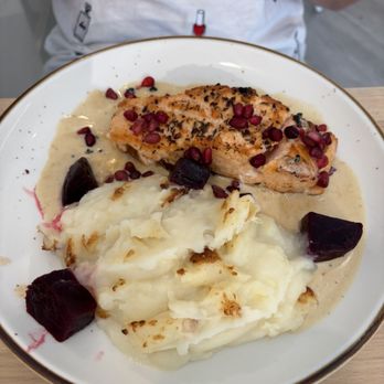 Capri - Salmon with potato and beets - Coffee & Tea Near Me - Woodmere, New York