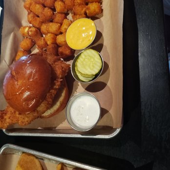 Chop'd - Muther Clucker Chicken sandwich...sauce on side - Burgers Near Me - Plainfield, Illinois