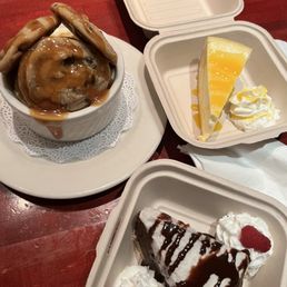 Chocolate Chip Cookie Sundae, Mango Cheesecake, & Mud Pie Chocolate Chip Cookie Sundae, Mango Cheesecake, & Mud Pie