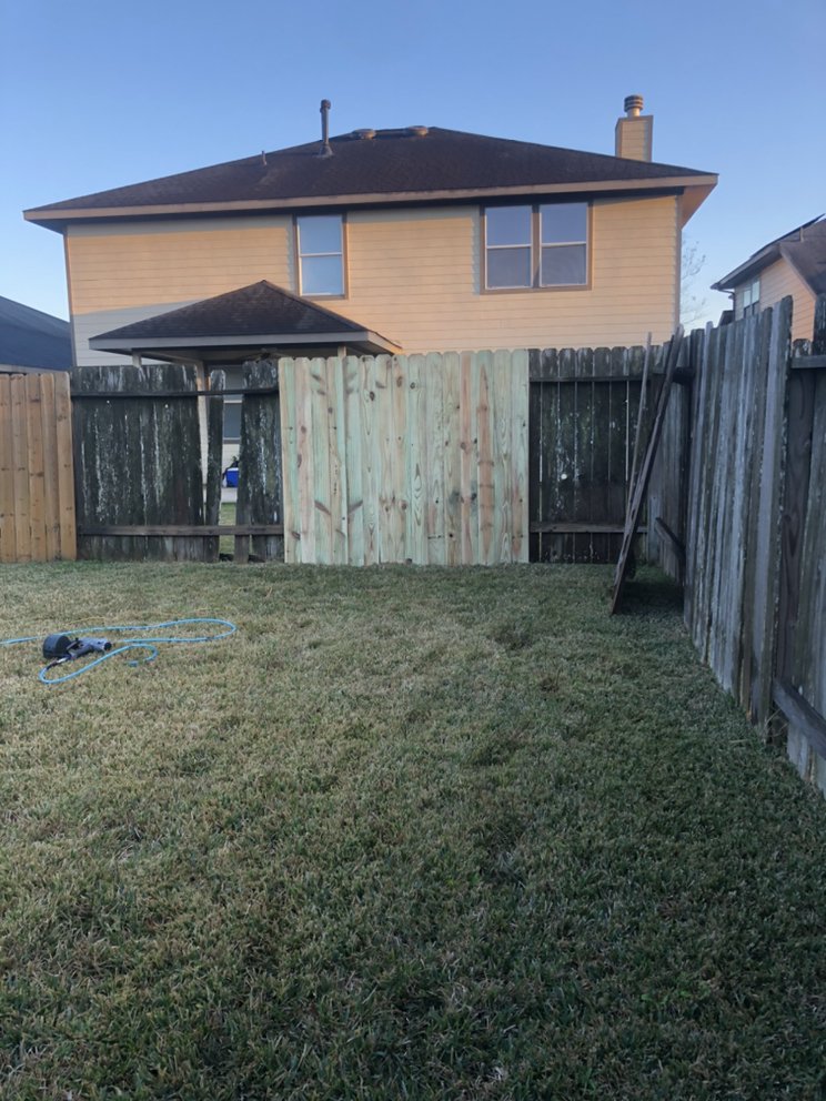 Slide of Casanova Roofing