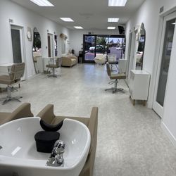 Beauty salon