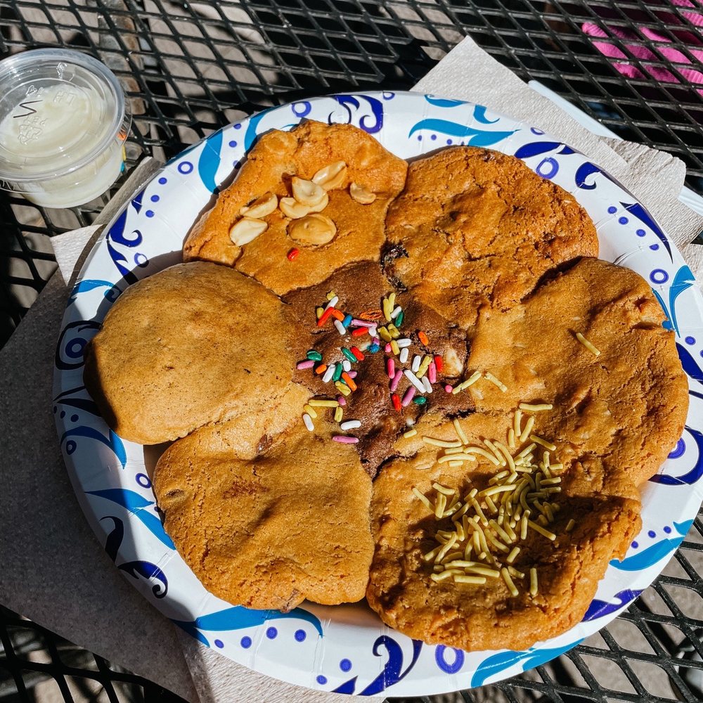 Mt Lemmon Cookie Cabin - Cookie sampler - Pizza Near Me - Mount Lemmon, Arizona Mt Lemmon Cookie Cabin - Cookie sampler - Pizza Near Me - Mount Lemmon, Arizona