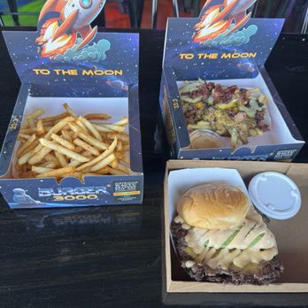 Burger 3000 - Seasoned fries, Chopped Cheese Fries with Beef Bacon, Space Jam Burger - Burgers Near Me - Los Angeles, California Burger 3000 - Seasoned fries, Chopped Cheese Fries with Beef Bacon, Space Jam Burger - Burgers Near Me - Los Angeles, California