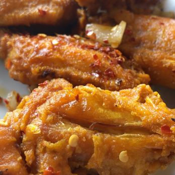Mandarin Chinese Halal - Spicy Wings with chili and onion - Chinese Near Me - Springfield, Virginia