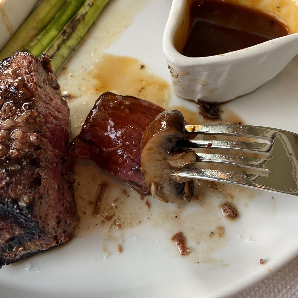 Henry's Palm Beach - Mushroom with the fillet and sauce... to die for!! - Bars Near Me - Palm Beach, Florida Henry's Palm Beach - Mushroom with the fillet and sauce... to die for!! - Bars Near Me - Palm Beach, Florida