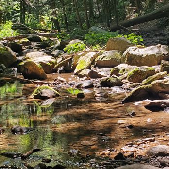 Cascade Waterfall - Hiking Near Me - North Adams, Massachusetts
