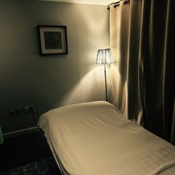 Rainbow Massage - Massage room