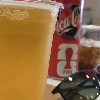 Lucky Bird - American Near Me - Los Angeles, California