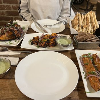 Laree Adda - Chicken Tikka (6 Pieces)Chicken Tikka (6 Pieces)Seekh Kebab (2 Pcs)Naan - Indian Near Me - Jersey City, New Jersey