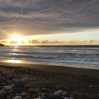 Rockaway Beach - So peaceful - Beaches Near Me - Pacifica, California