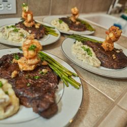 Warren’s 916 Eats - Rib-eye steak, asparagus, shrimp, mashed potatoes.