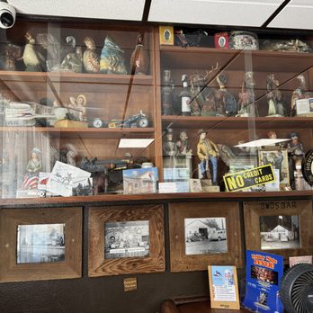 Bud's Cafe and Bar - Bars Near Me - Sedalia, Colorado
