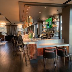 Y Lounge
