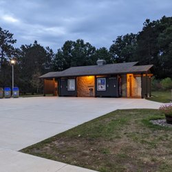 Wisdot Rest Area 16 & Travel Wisconsin Welcome Center - WisDOT Rest Area 16, Sparta