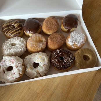 Doughfee - 12 donuts - Coffee & Tea Near Me - Jacksonville, Florida